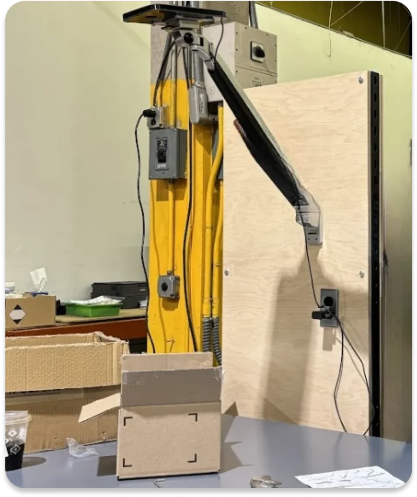 LoadProof Packing Station